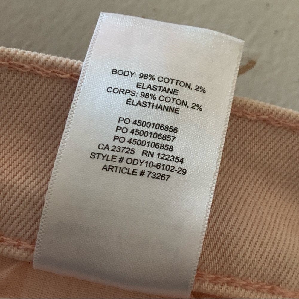 Women’s 24 ARITZIA Denim Forum The Yoko High Rise Slim Light Pink Fray Jeans - Picture 7 of 7